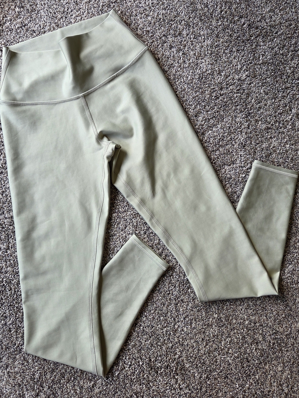 ALO Yoga High-Rise Leggings - Sage Green